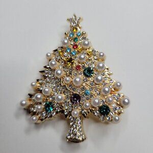 NWT Christmas Brooch Pin Sparkling Gold Christmas Tree With Pearl Like Accents
